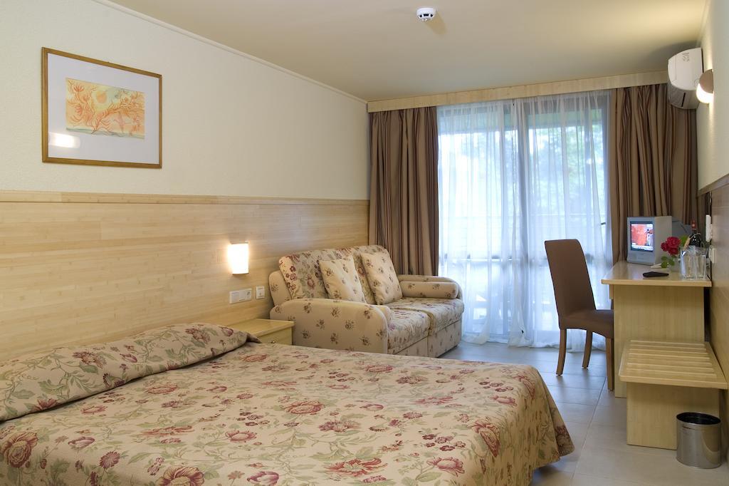 Flamingo Grand Hotel & Spa Albena Pokoj fotografie