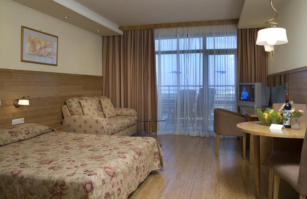 Flamingo Grand Hotel & Spa Albena Pokoj fotografie